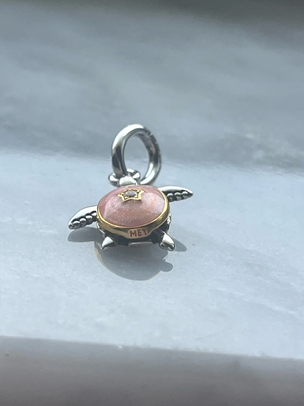 Pandora 2026 Pink Sea Turtle Charm-NEW